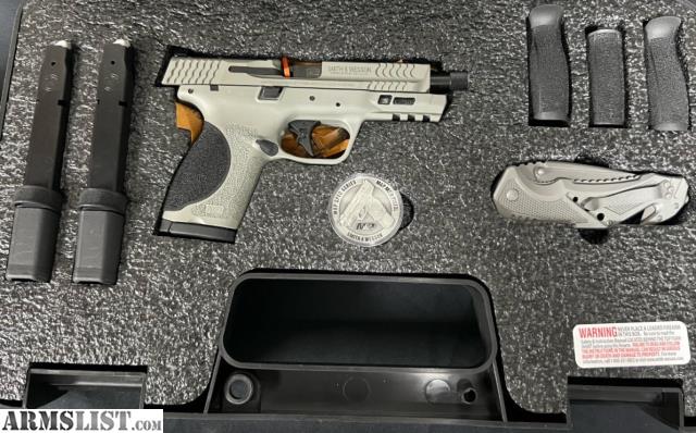 Smith &amp; Wesson M&amp;P M2.0 Spec Series 9mm, 4.8