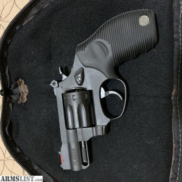 Rossi R98 Plinker 22LR Double-Action Revolver
