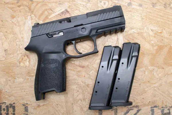 Sig Sauer P320 Compact 40 S&W Police Trade-in Pistols
