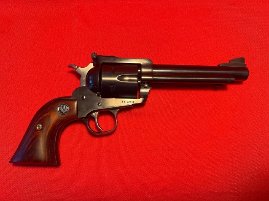 ruger super blackhawk .44 magnum revolver handguns