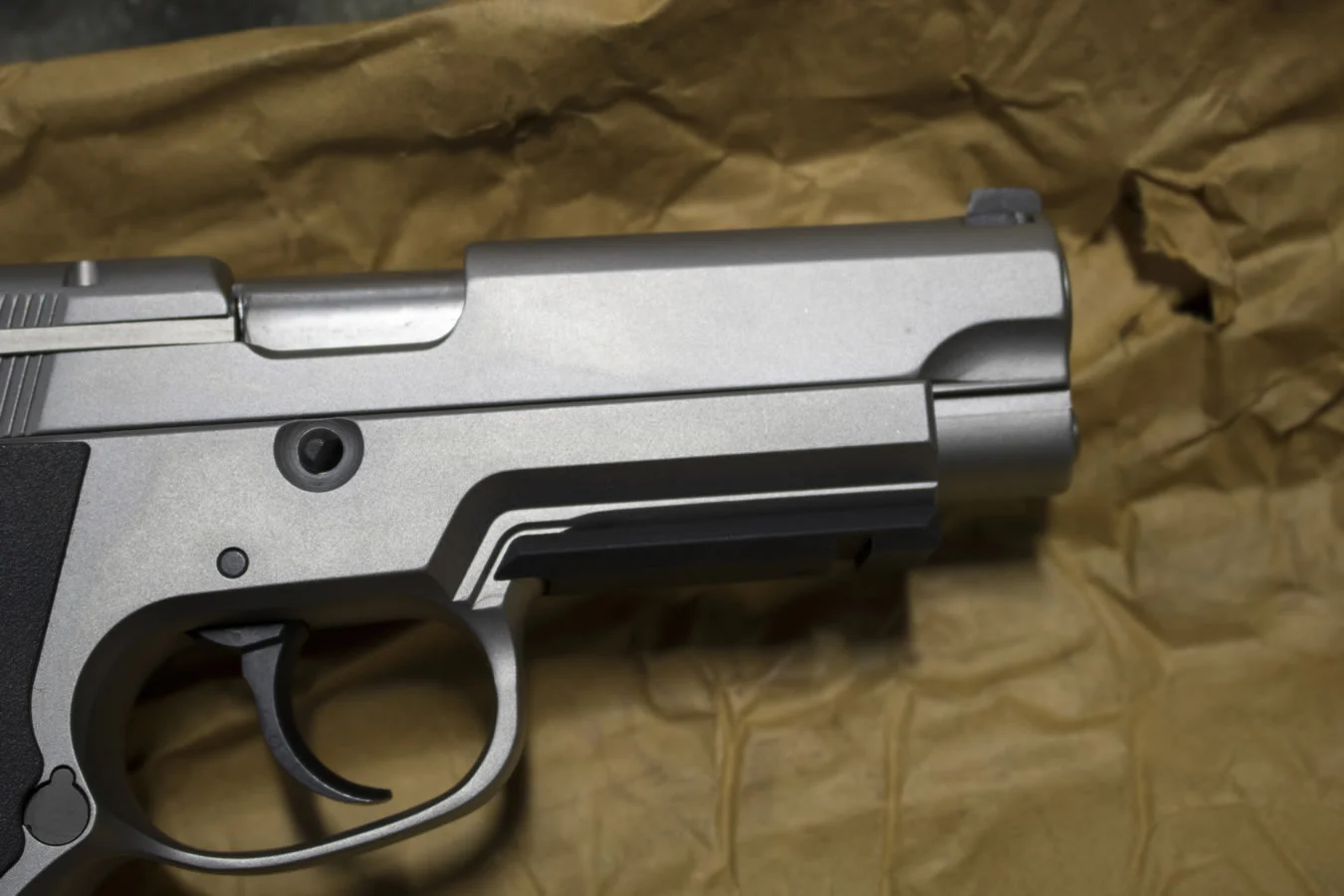 Smith &amp; Wesson 5906TSW Tactical 9mm Police Trade-ins