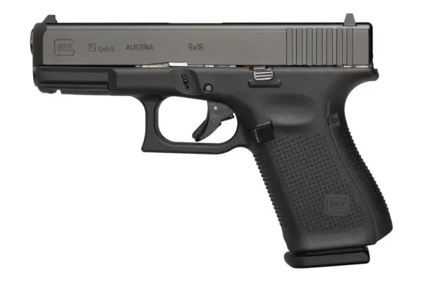 Glock 19 Gen5 9mm 15-Round Pistol with Night Sights