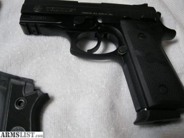 Taurus PT-909 Mag 9mm 17rd, Blued