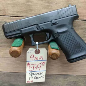 Glock 19 Gen5 9mm 15-Round Pistol with Pink