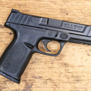 Smith & Wesson SD40 40 S&W Police Trade-in PIstol