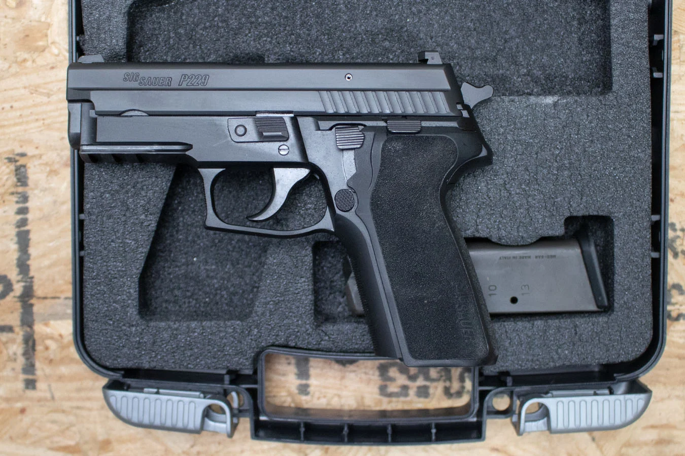 Sig Sauer P229 9mm Police Trade-in Pistols (Very Good)