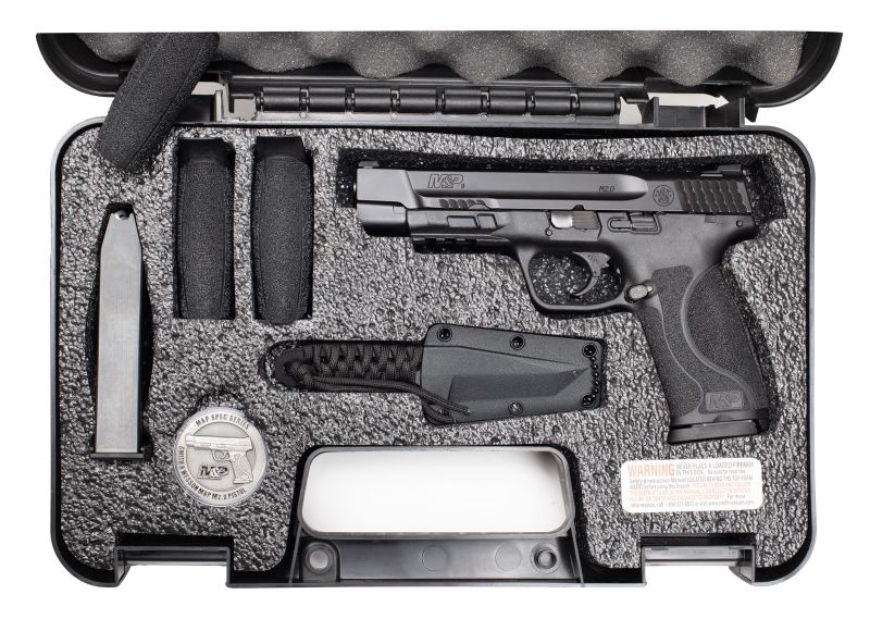 Smith and Wesson M&amp;P9 M2.0 9mm 5″ Barrel 17-Rounds Spec Series Kit