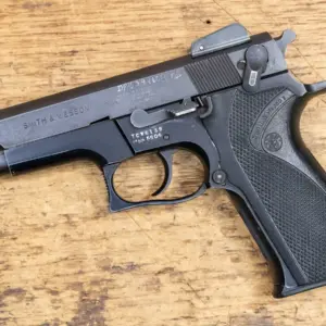 Smith & Wesson 5904 9mm Police Trade-in Pistol
