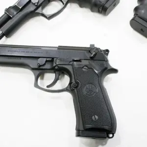 Beretta Model 96 40 S&W DA/SA Police Trade-in Pistols (Good Condition