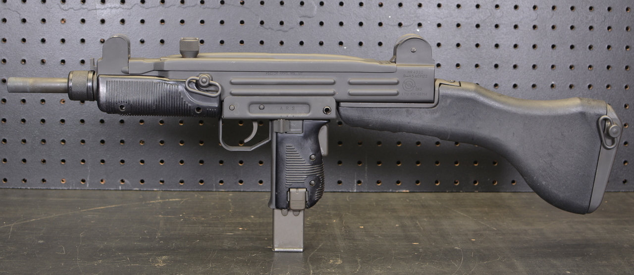 IMI Uzi Submachine Gun — image 2