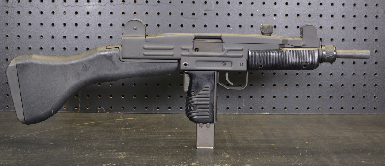 IMI Uzi Submachine Gun