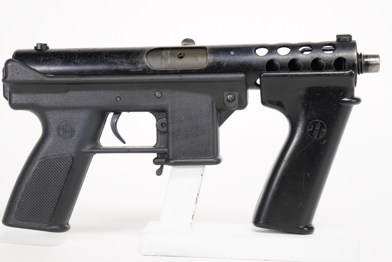 KG9 9mm Machine Gun — image 4