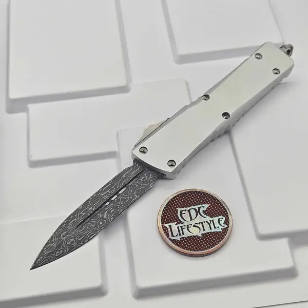 Microtech Combat Troodon 142-16LPCRS Signature Series Clear Smooth