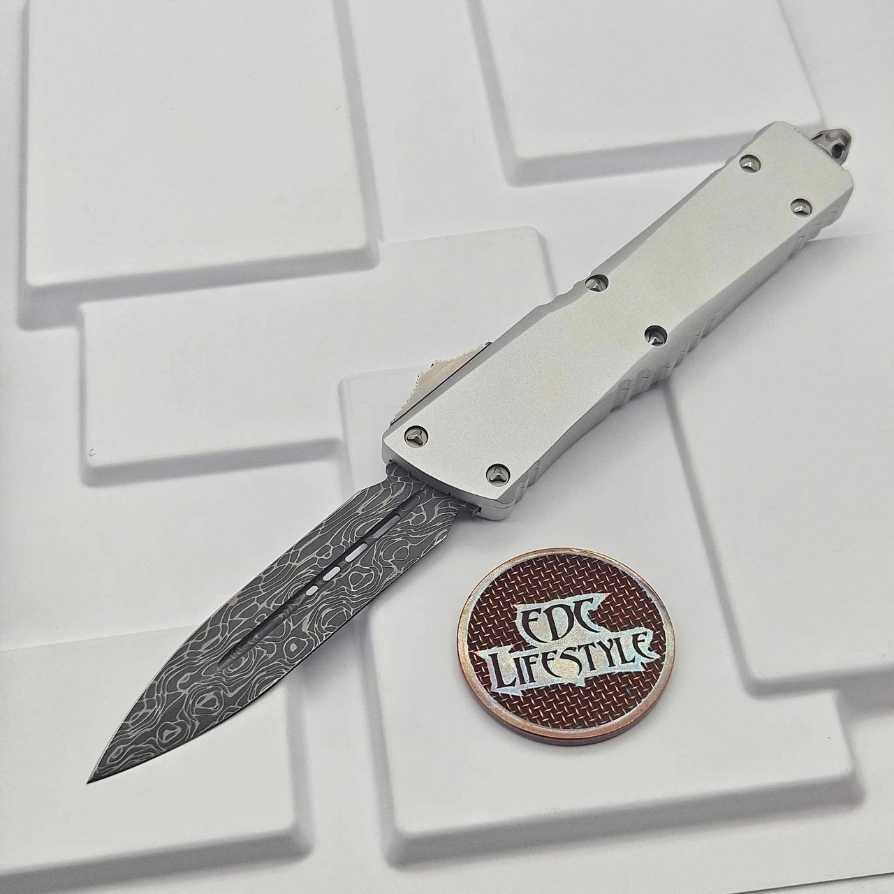 Microtech Combat Troodon 142-16LPCRS Signature Series Clear Smooth