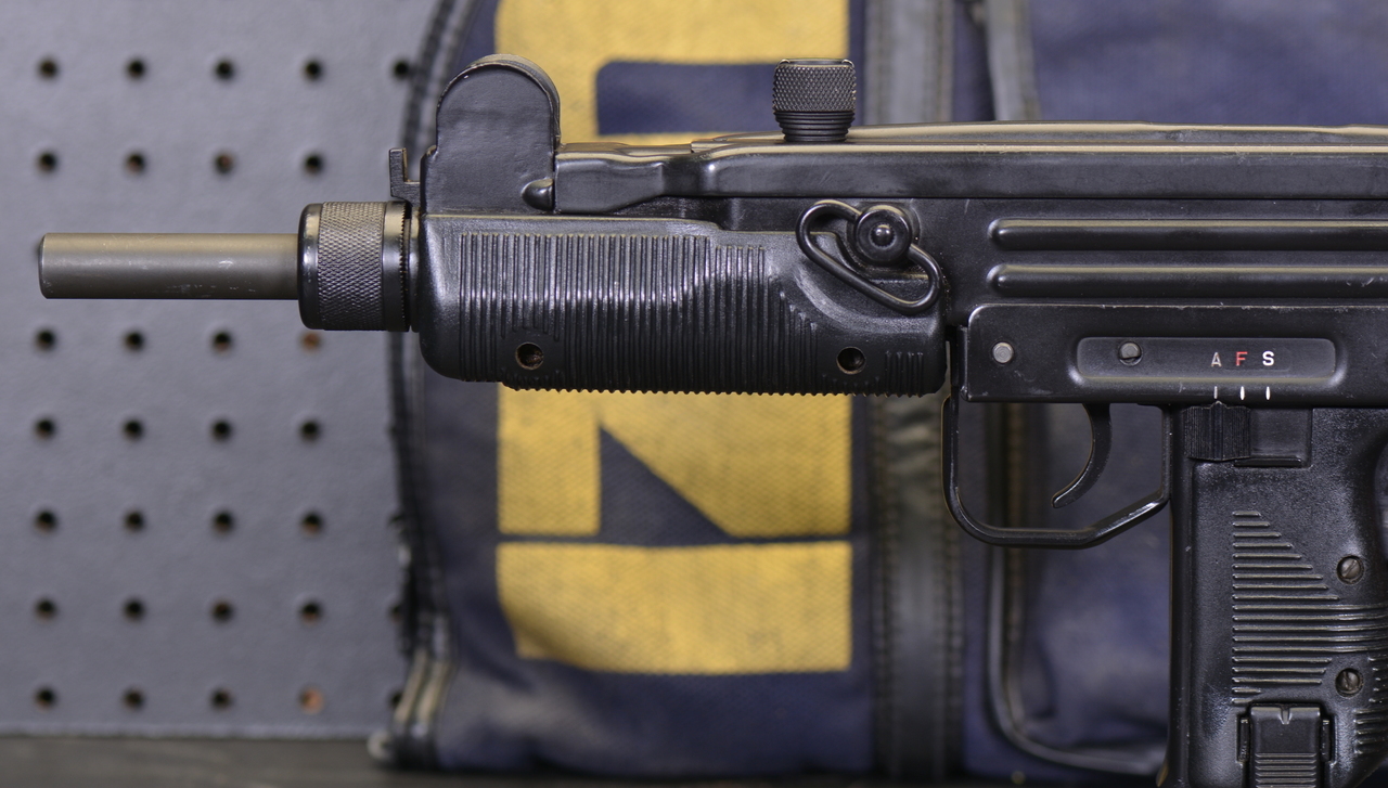 UZI MODEL B IMI IN 9MM SUB MACHINE GUN — image 4