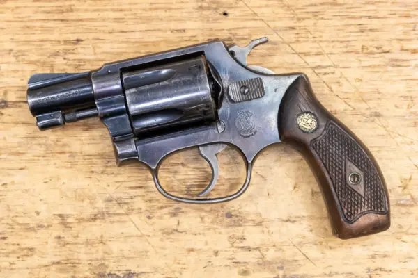 Smith & Wesson Model 36 38 Special Blued Revolver with Wood Diamond