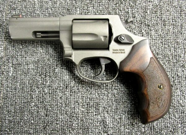 Preowned, Excellent Condition, Taurus Defender 605 Revolver, .357