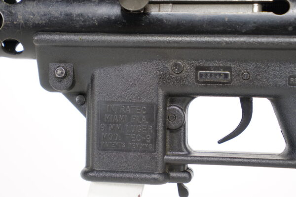 KG9 9MM SUB MACHINE GUN