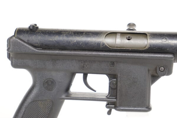KG9 9MM SUB MACHINE GUN