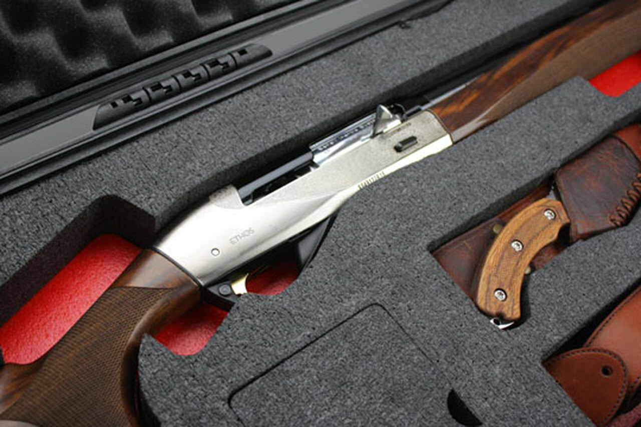 Benelli Ethos Southern Grind Package, 20g 28″ Barrel With Case/Knife/Light/Sling