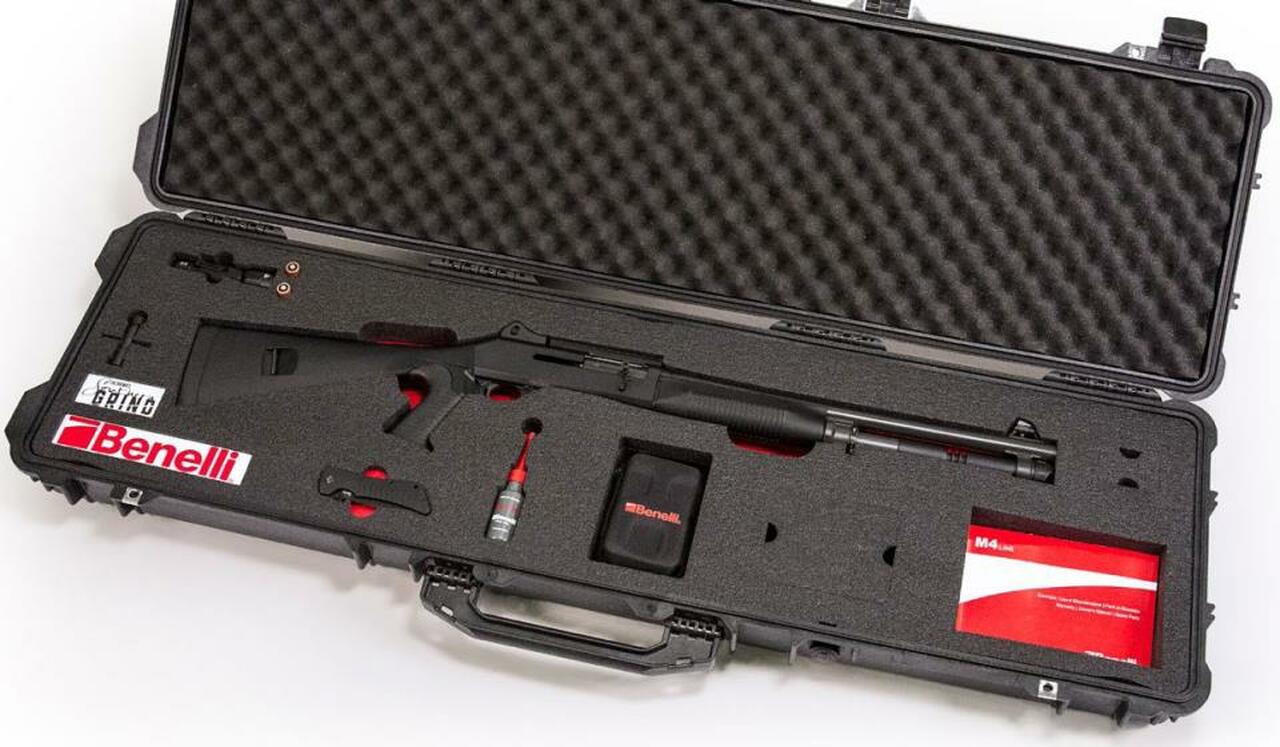 Benelli M4 12G Southern Grind Package, 18.5″ Barrel Ghost Ring Sights, Case/Knife/Light