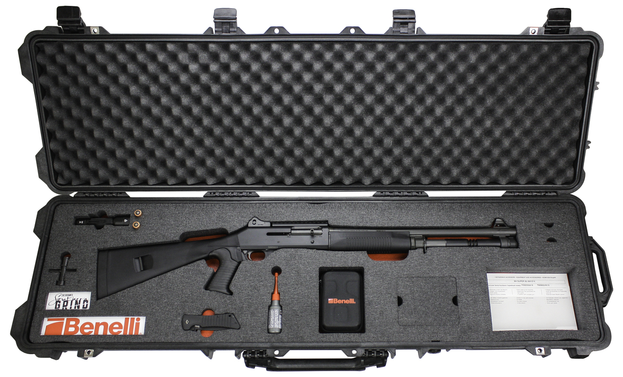 Benelli M4 12G Southern Grind Package, 18.5″ Barrel Ghost Ring Sights, Case/Knife/Light