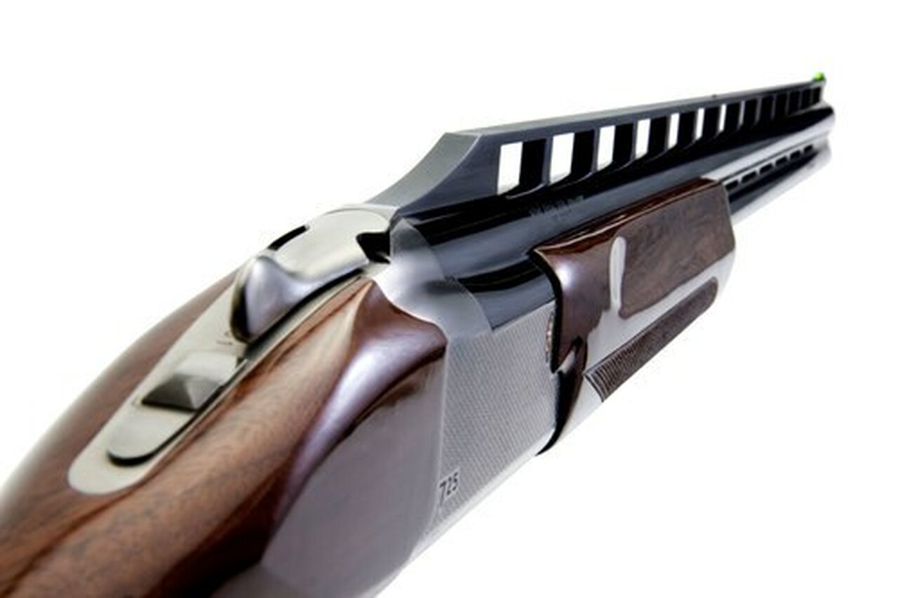 Browning 725 Citori Trap, 12 Ga, 32″, 2.75″, 2rd, Left-Handed, Grade III/IV Walnut
