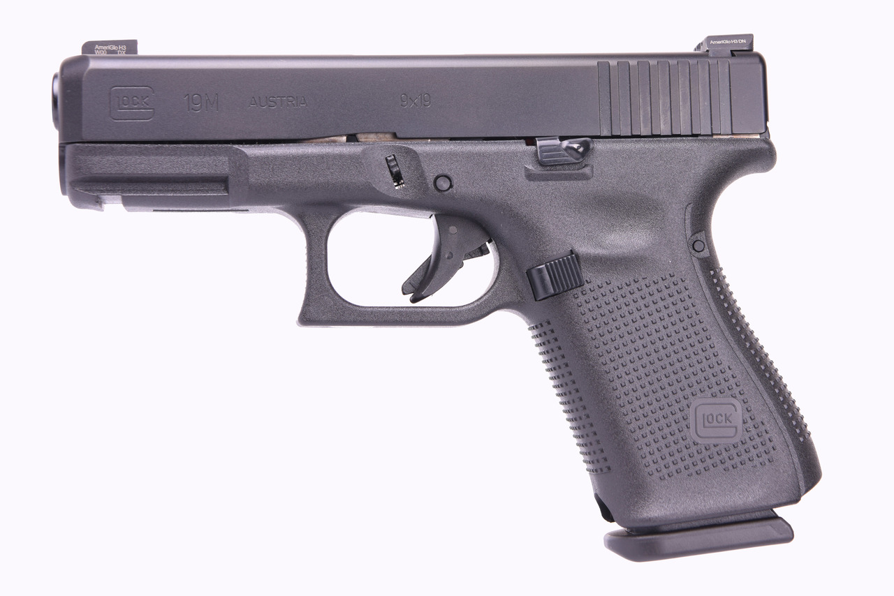 Glock 19M 9mm, 4″ Barrel, Ameriglo Agent Night Sights, Rounded FBI Mag Catch, nDLC Hard Finish, 3x15rd Mags