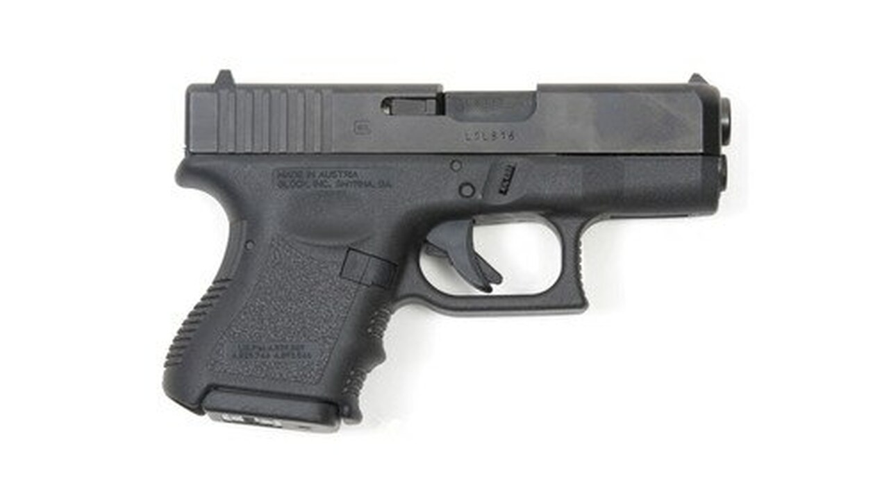 Glock G26 Gen3 9mm, 3.5″, Fixed Sights, 10rd