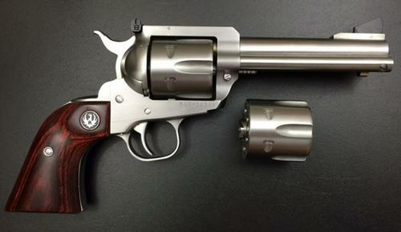 Ruger Blackhawk Flattop Stainless .357 Mag/9mm 4 5/8″ Barrel 6rd, Two Cylinders