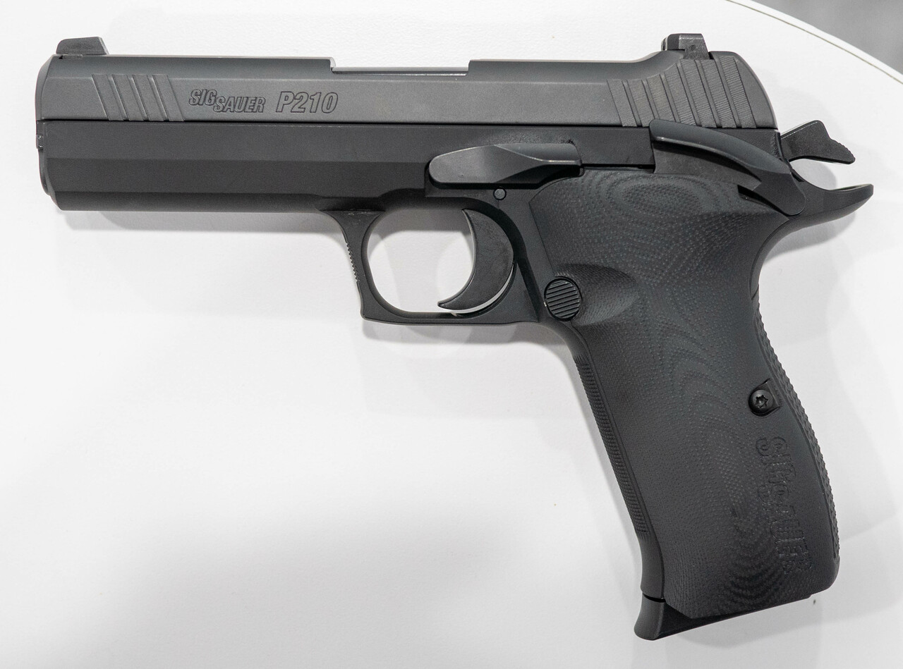 Sig P210 Carry 9mm, Single Action, G10 Grips, Night Sights, Black