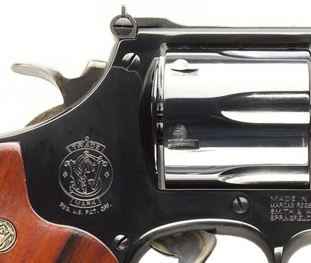 Smith & Wesson 25 Classic .45 Long Colt, 6.5″ Barrel, Wood Grips