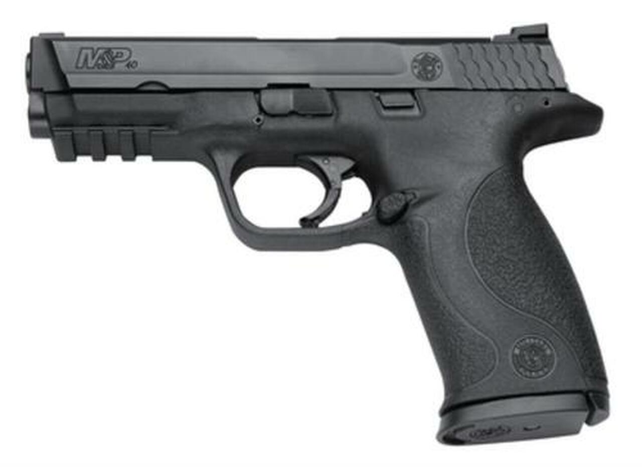 Smith & Wesson M&P Full Size .40 SW 4.25″ Barrel Black Melonite Finish Dot Front Sight Magazine Safety 10 Round – MA Compliant