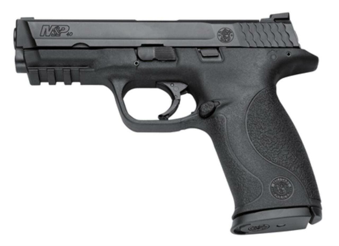 Smith & Wesson M&P40 40 S&W, 4.2″ Barrel, Night Sights, 10+1rd