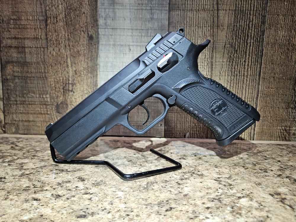 Tanfoglio Defiant Force Plus 9mm Pistol with Case and Cleaning Tools