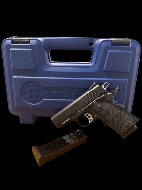 Smith & Wesson Performance Center SW1911 Pro Serice 45 ACP Pistol