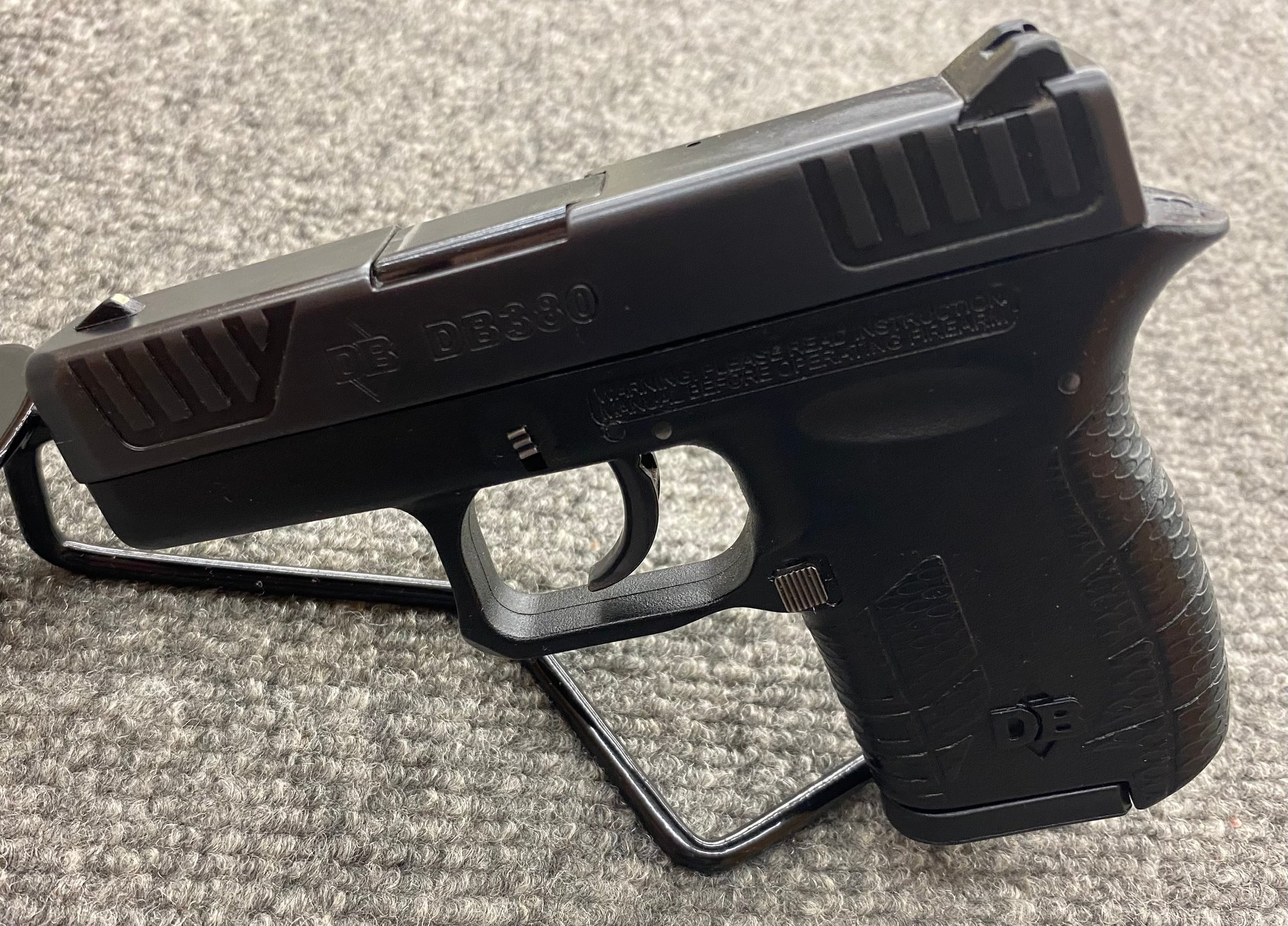 Diamondback DB380 380 ACP Pistol